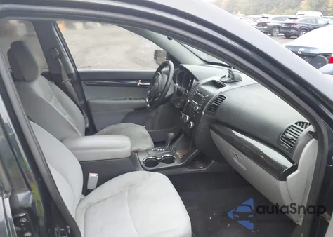 2012 Kia Sorento Lx из США, поврежденный, VIN 5XYKTCA61CG273824